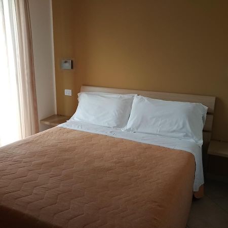 Residence Ilario Suite Hotel Riccione Extérieur photo