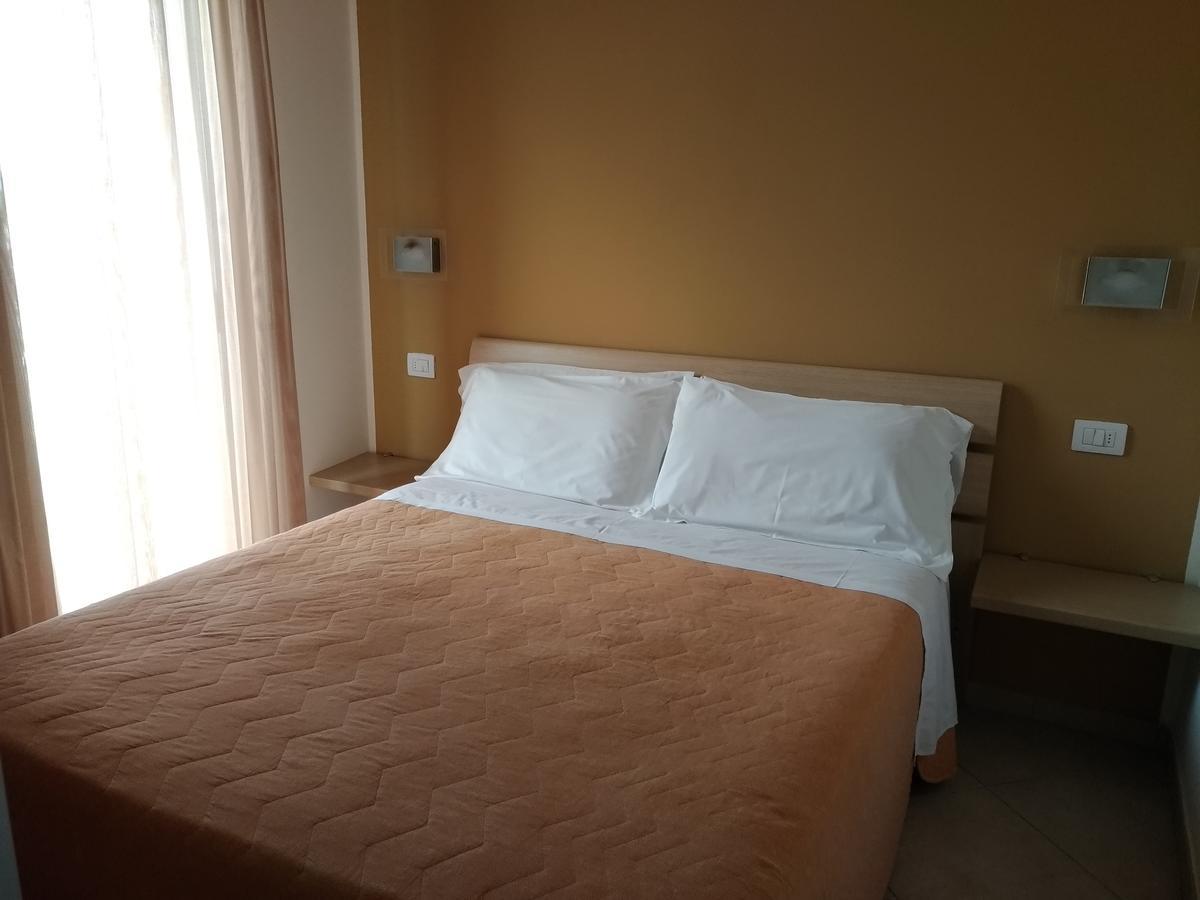 Residence Ilario Suite Hotel Riccione Extérieur photo